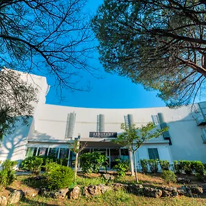 4* Szálloda Comfort La Tour De Mare